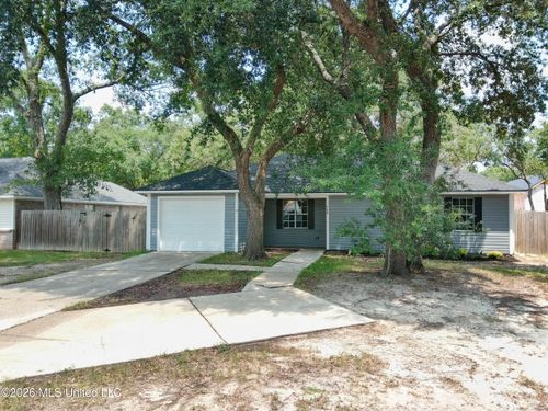 908 Orange St, Ocean Springs, MS, 39564-0718 | Card Image