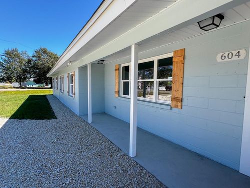 604 10th St, Port St. Joe, FL, 32456-1779 | Card Image