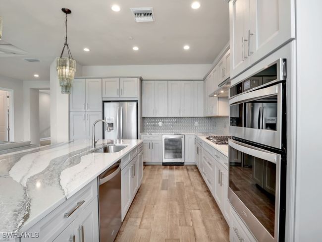 UNIT-201 - 8860 Saint Lucia Dr, Condo with 3 bedrooms, 3 bathrooms and null parking in NAPLES FL | Image 11