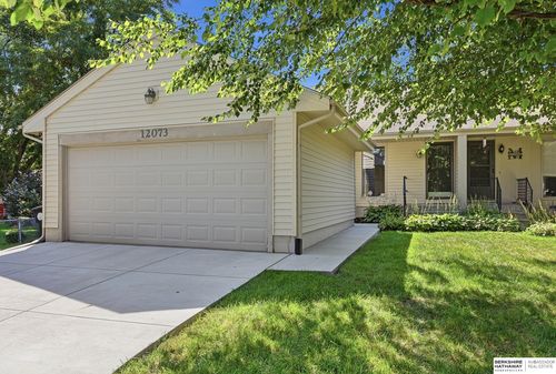 12073 Burdette Cir, Omaha, NE, 68164-3425 | Card Image