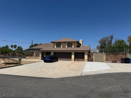 8740 W Hammer Lane, Las Vegas, NV, 89149 | Card Image