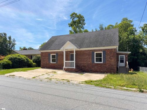 202 E Centennial Street, Clinton, SC, 29325 | Card Image