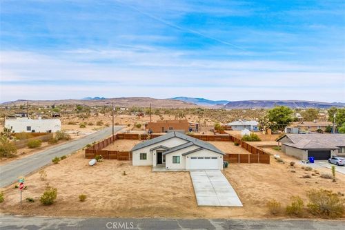 3848 Ruidosa Ave, Yucca Valley, CA, 92284-8661 | Card Image