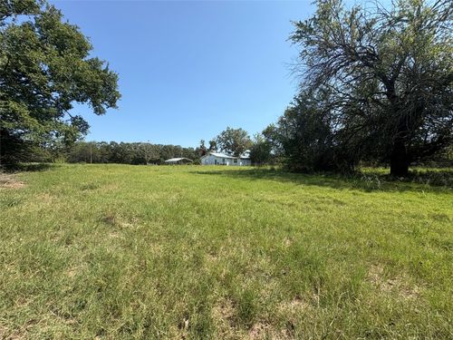7649 Fm 69, Como, TX, 75431-2303 | Card Image