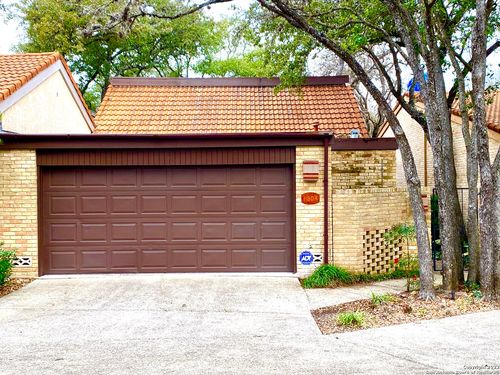 11804 Mission Trace St, San Antonio, TX, 78230-2122 | Card Image