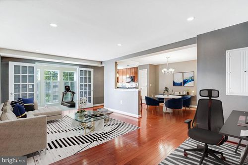 unit-302-4129 S Four Mile Run Dr, ARLINGTON, VA, 22204-3918 | Card Image