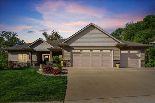 2055 Silver Maple Trl, North Liberty, IA, 52317-4765 | Card Image