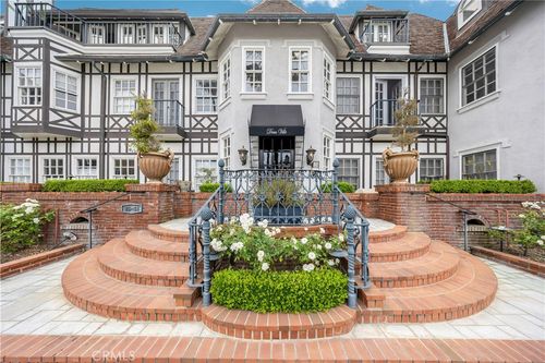 39 Coronado Ave, Long Beach, CA, 90803-2620 | Card Image