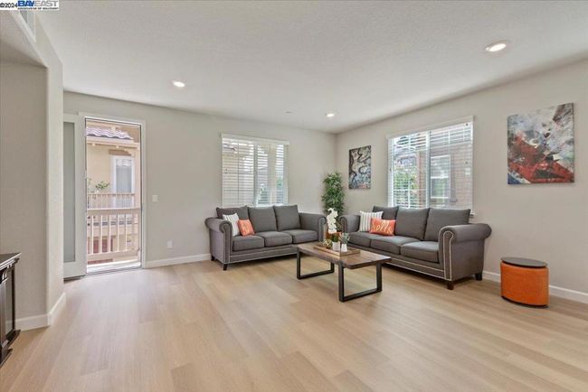 3326 Speros Loop, Home with 4 bedrooms, 3 bathrooms and 2 parking in Hayward CA | Image 6