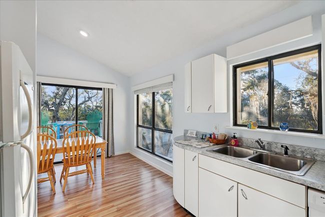 12631 Hodgson Ave, House other with 2 bedrooms, 2 bathrooms and 2 parking in CEDAR KEY FL | Image 13