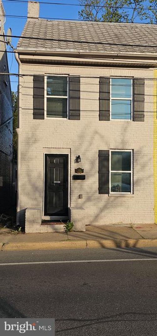115 N Locust St, HAGERSTOWN, MD, 21740-4907 | Card Image