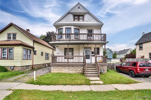 132 Ryan St, Buffalo, NY, 14210-2373 | Card Image