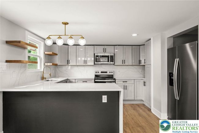 A - 8255 Mertztown Rd, Home with 6 bedrooms, 3 bathrooms and null parking in Alburtis PA | Image 10