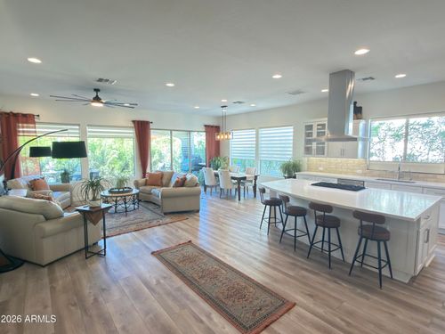 732 E Las Puertas Ln, Queen Creek, AZ, 85140-6459 | Card Image