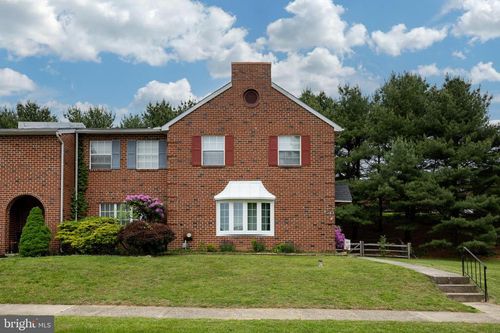 126 Lampeter Ct, EXTON, PA, 19341-1462 | Card Image