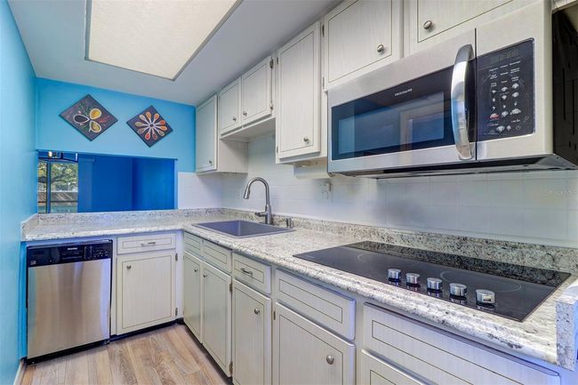 APT-205 - 200 Glennes Ln, Condo with 2 bedrooms, 1 bathrooms and null parking in DUNEDIN FL | Image 15