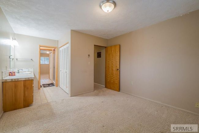 147 N 3900 E, House other with 6 bedrooms, 3 bathrooms and 2 parking in Rigby ID | Image 29