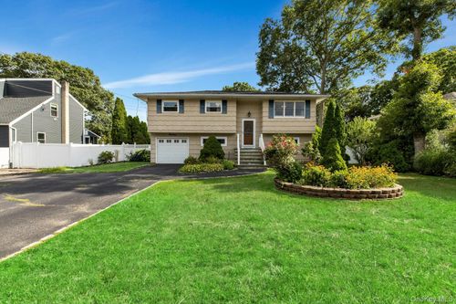 14 Floradora Dr, Mastic, NY, 11950-1406 | Card Image