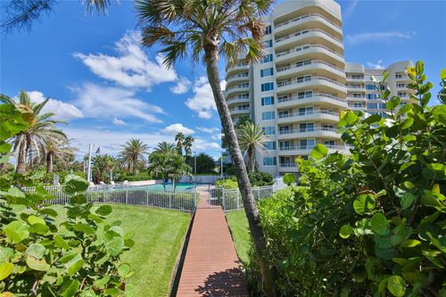 904-775 Longboat Club Rd, LONGBOAT KEY, FL, 34228-3820 | Card Image