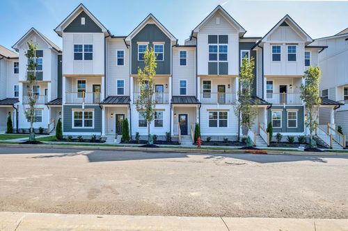 2019 Maple View Ln, Nashville, TN, 37207-3048 | Card Image