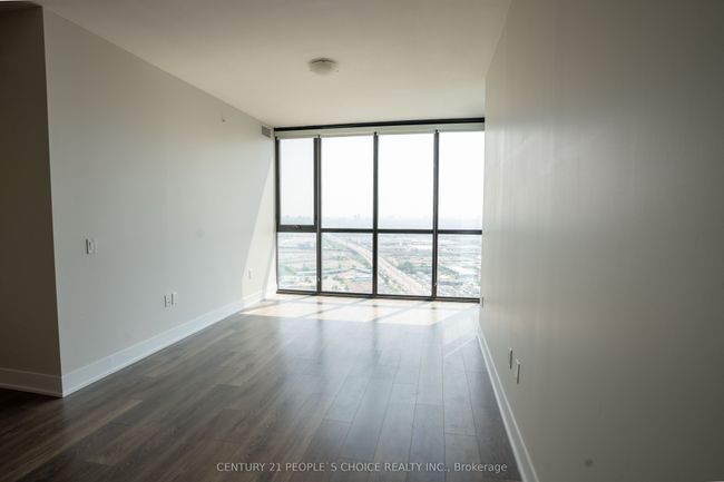 3601 - 2908 Highway 7, Condo with 3 bedrooms, 2 bathrooms and 1 parking in Vaughan ON | Image 6