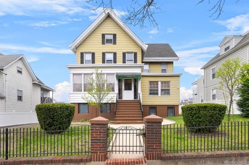lr-135 Beekman Ave, Sleepy Hollow, NY, 10591-2896 | Card Image
