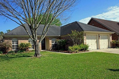 4007 Lotus Dr, Pearland, TX, 77584-4911 | Card Image