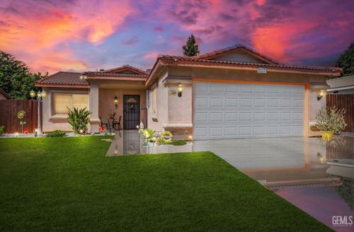 5504 San Mateo Dr, Bakersfield, CA, 93307-6866 | Card Image