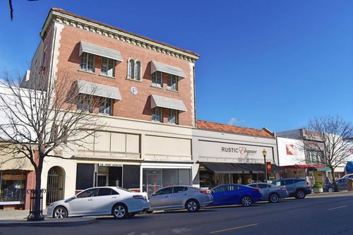 421 D St, Marysville, CA, 95901-5706 | Card Image
