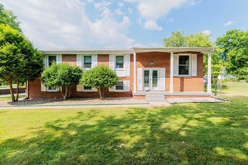 6534 Marauder Dr, Nashville, TN, 37209-2716 | Card Image
