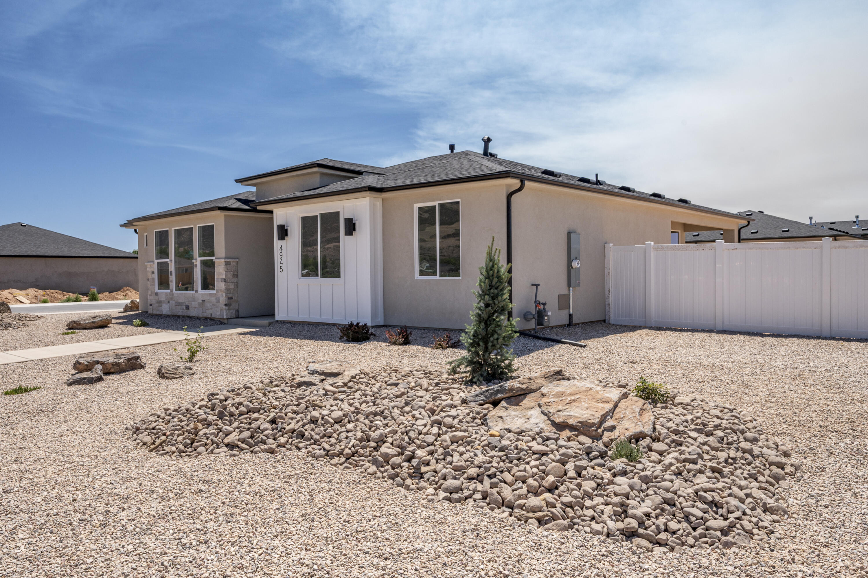 Residential in Enoch 3