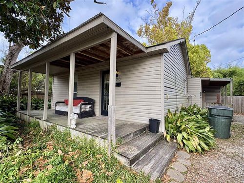 230 Louie St Street, Lake Charles, LA, 70601 | Card Image