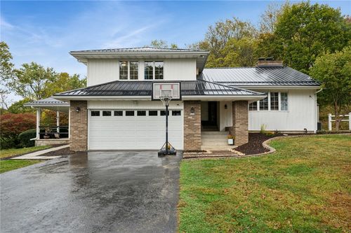 837 Magnolia Ln, Hunker, PA, 15639 | Card Image