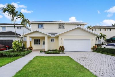 14750 Sw 141st Ter, House other with 4 bedrooms, 2 bathrooms and null parking in Miami FL | Image 1