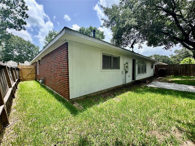 Side of home | Image 35