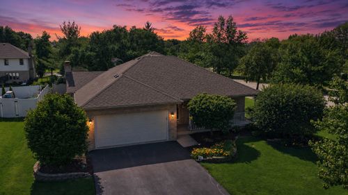 601 Lisson Grv, New Lenox, IL, 60451-9561 | Card Image
