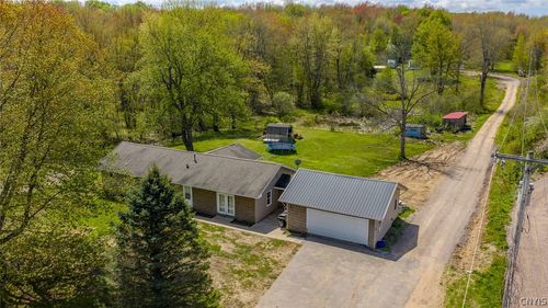 1557 County Route 7, Oswego, NY, 13126-5641 | Card Image