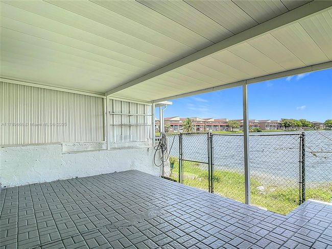 5863 - 5863 W 28 Th Ave, Condo with 2 bedrooms, 2 bathrooms and null parking in Hialeah FL | Image 20