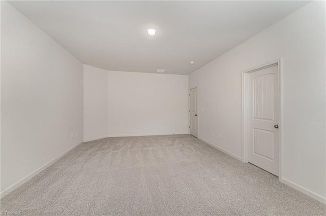 5906 Crossview Dr, House other with 3 bedrooms, 3 bathrooms and null parking in Kernersville NC | Image 13