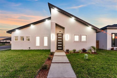 4120 S Kemp Ave, Edinburg, TX, 78542-7592 | Card Image