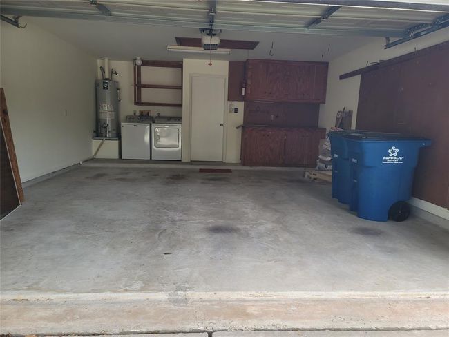 Garage | Image 20