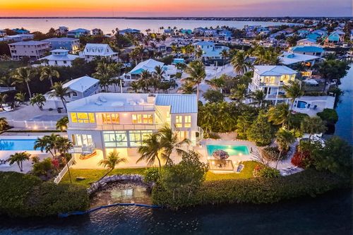1083 Labat Ln, Cudjoe Key, FL, 33042-4326 | Card Image