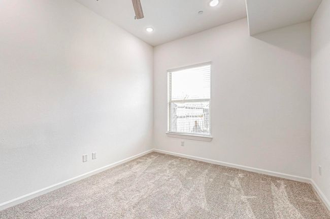329 Mule Deer Dr, Townhouse with 4 bedrooms, 3 bathrooms and null parking in Little Elm TX | Image 33