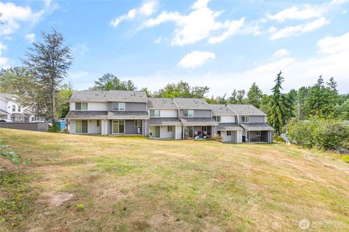 apt-131-4240 Wintergreen Ln, Bellingham, WA, 98226-7641 | Card Image