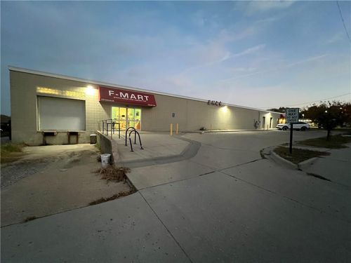 530 Colorado St, Lawrence, KS, 66044-1731 | Card Image