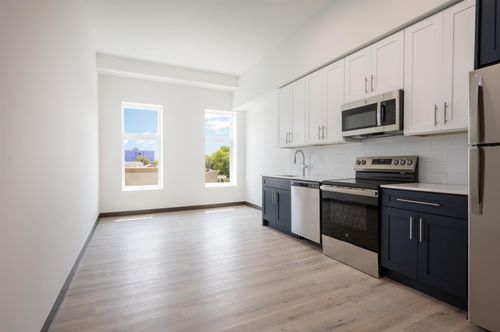 403-857 Bergen Ave, Jersey City, NJ, 07306-4405 | Card Image