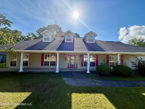 2504 Tampica Rd, Gautier, MS, 39553-6721 | Card Image