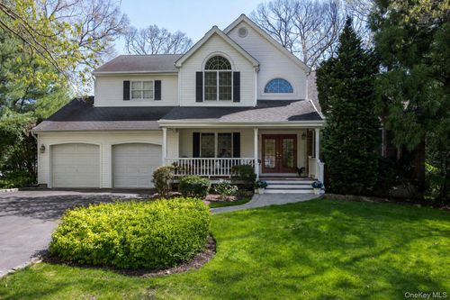 1 Fox Hollow Ct, Dix Hills, NY, 11746-6161 | Card Image
