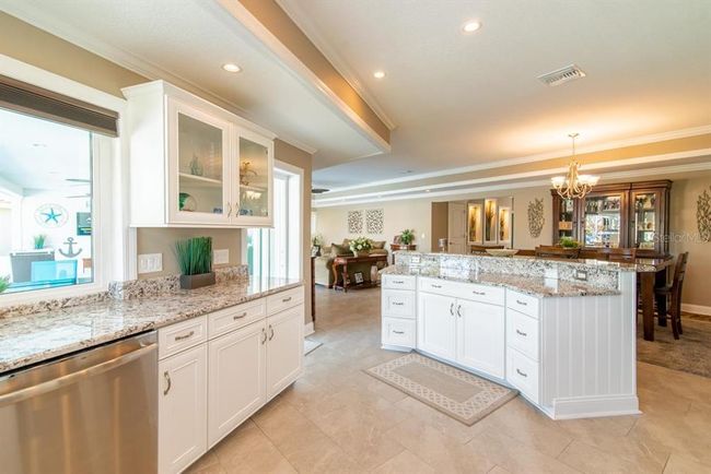 695 Island Way, House other with 4 bedrooms, 4 bathrooms and null parking in CLEARWATER BEACH FL | Image 7