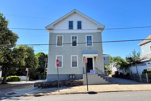 85 E George St, Providence, RI, 02906-3804 | Card Image
